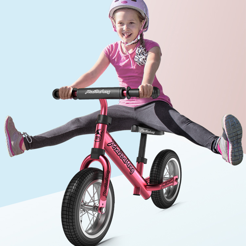 BALANCE BIKE